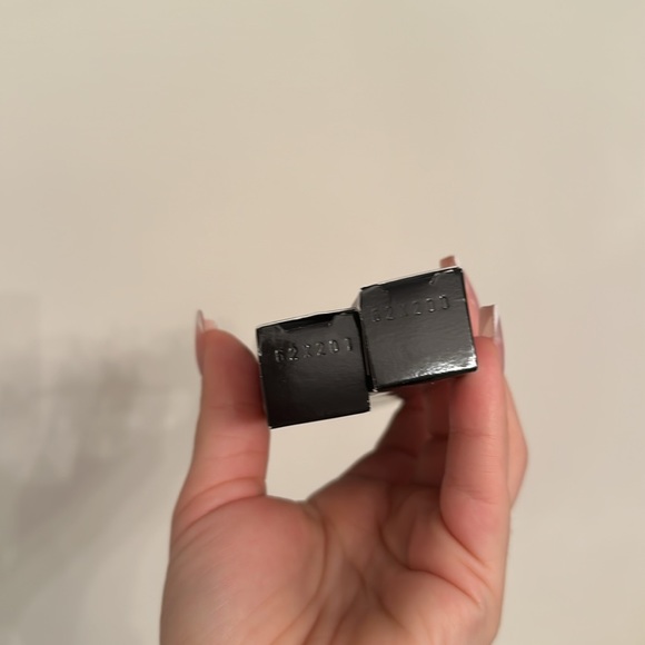 BRAND NEW 2 SHADES of reds ARMANI BEAUTY LIP POWER LONG LASTING MATTE LIPSTICK - Picture 6 of 6